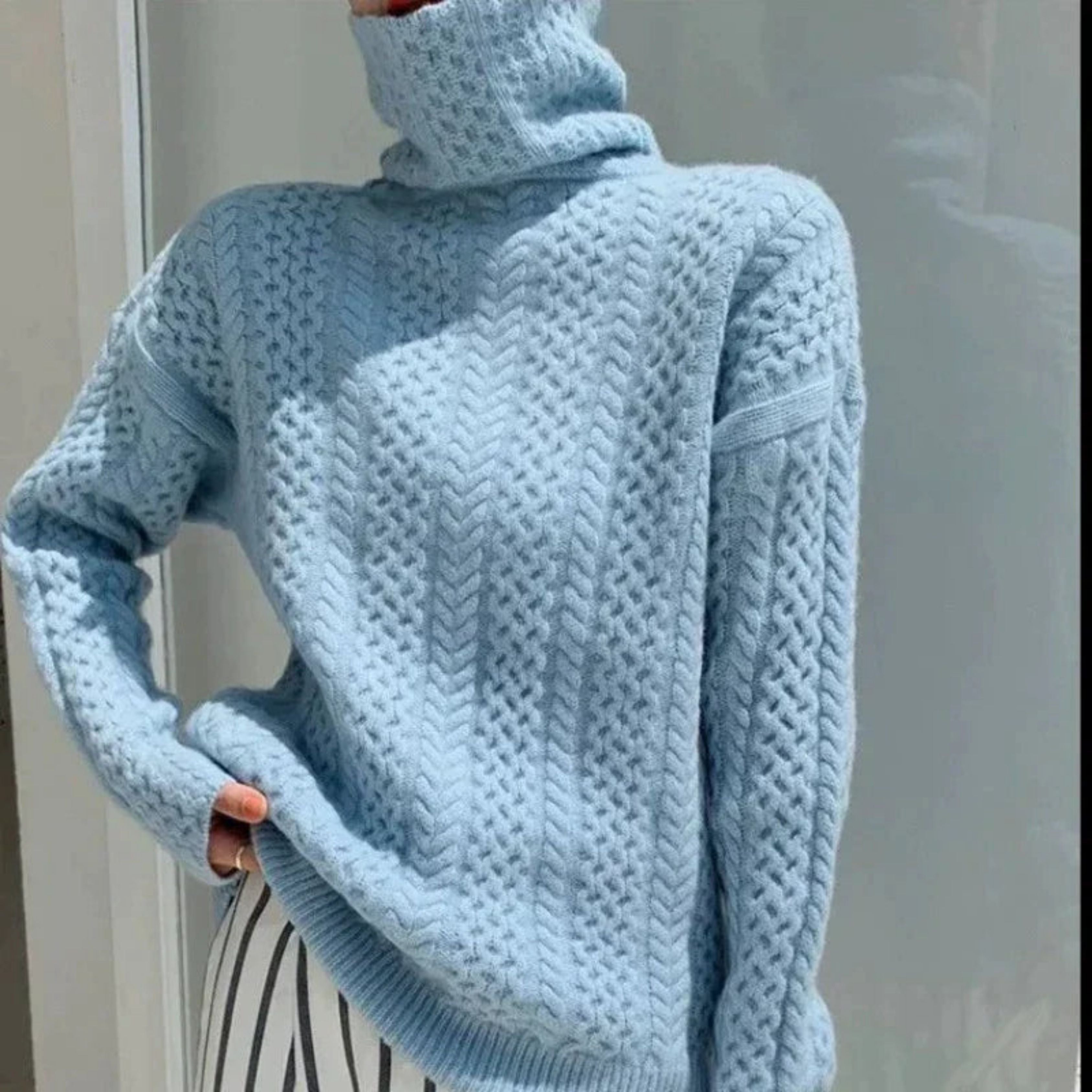 Cable knitted