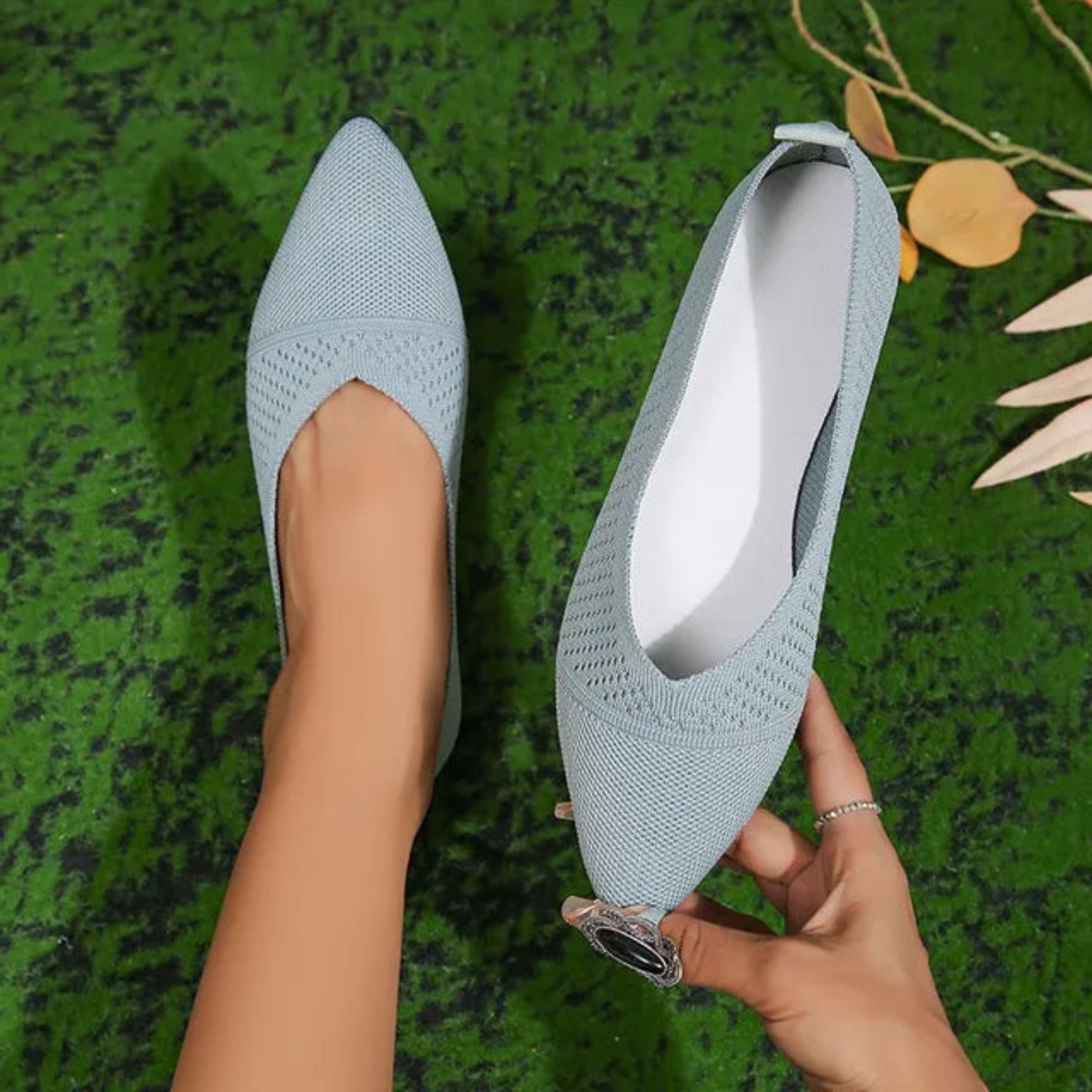 Pointed Toe & Slip-On