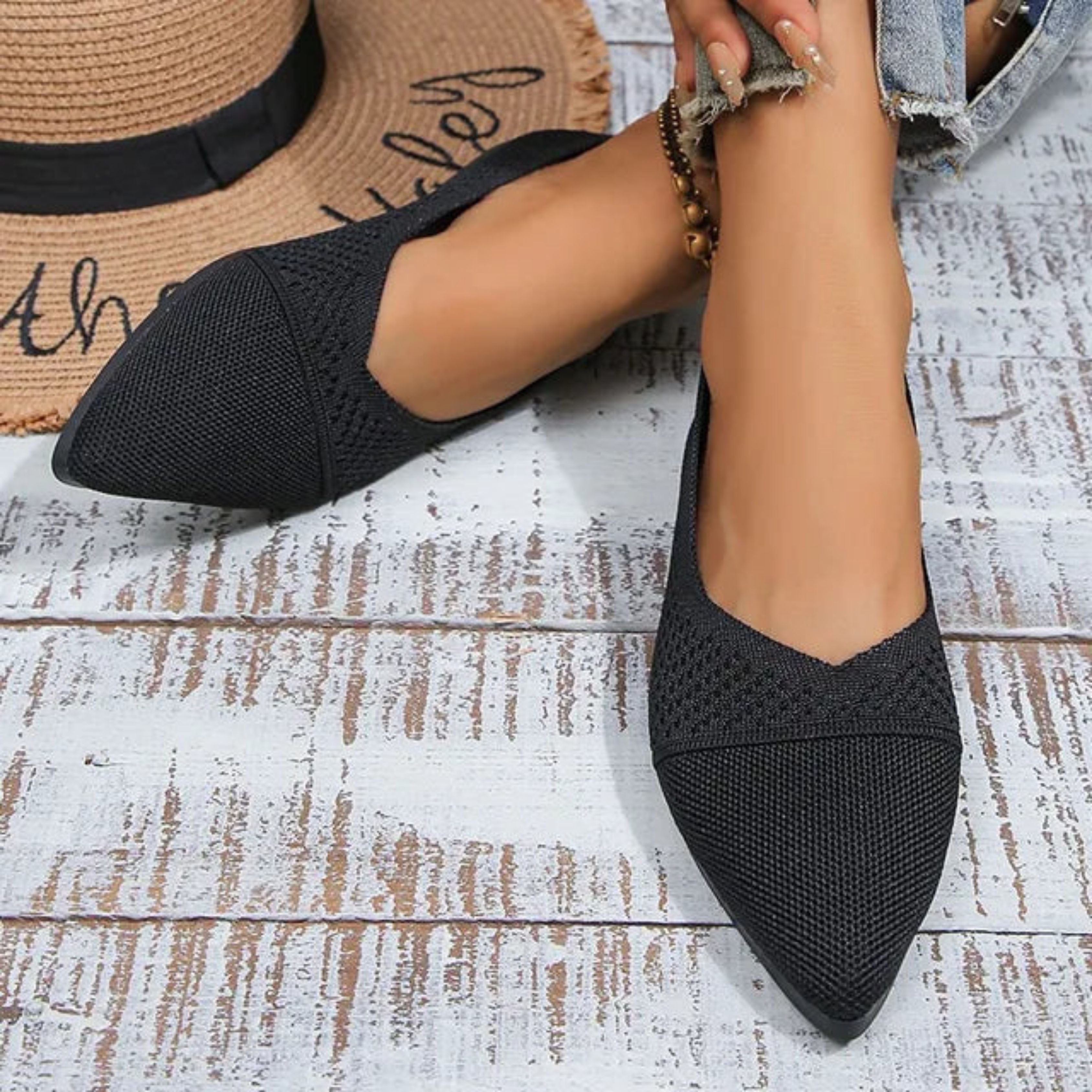 Pointed Toe & Slip-On